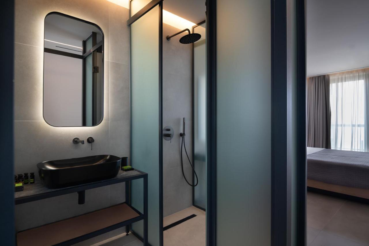 Nema Hotel Атина Екстериор снимка