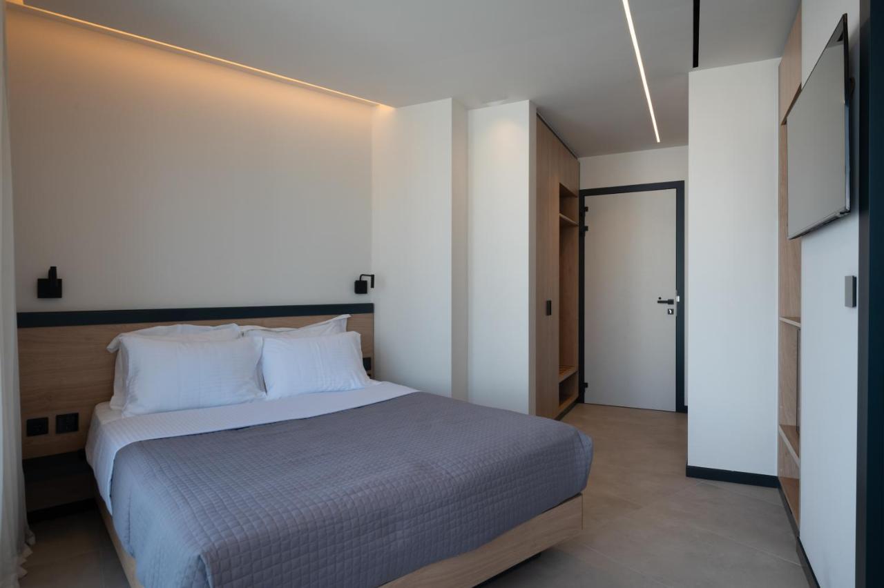 Nema Hotel Атина Екстериор снимка
