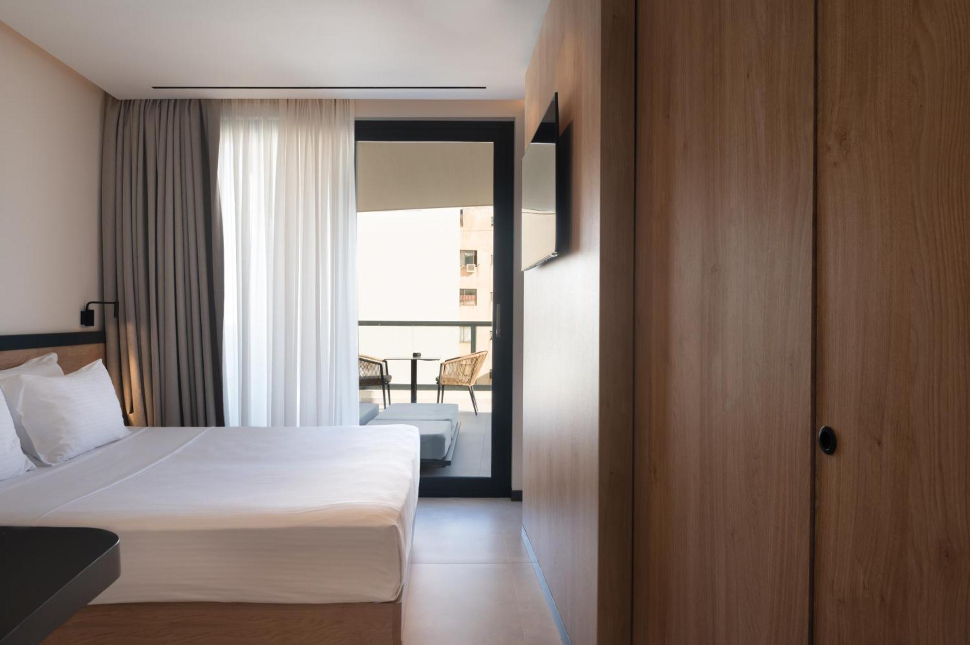 Nema Hotel Атина Екстериор снимка