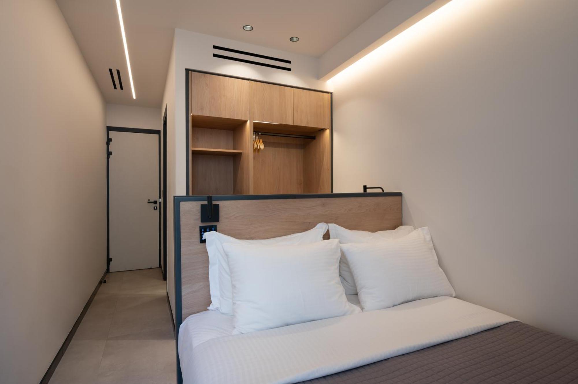 Nema Hotel Атина Екстериор снимка
